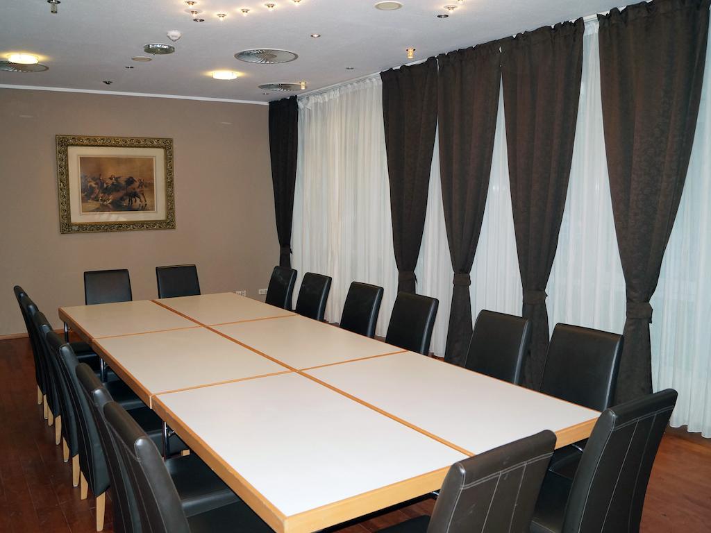 Hotel Mardin Hoppegarten Dış mekan fotoğraf
