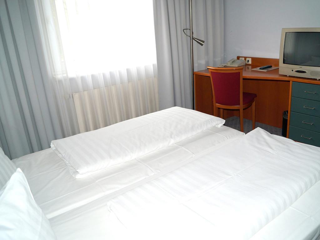 Hotel Mardin Hoppegarten Dış mekan fotoğraf